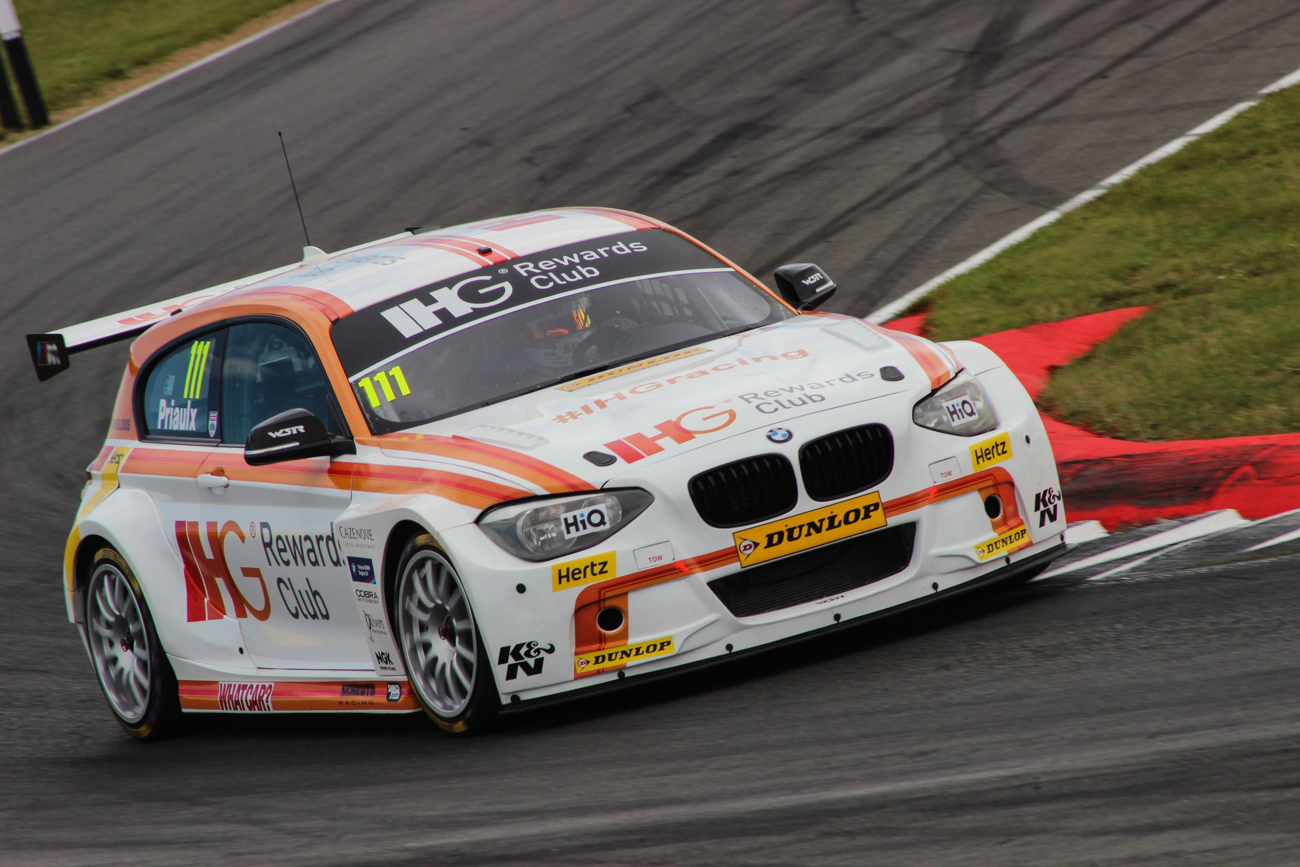 15 Andy Priaulx