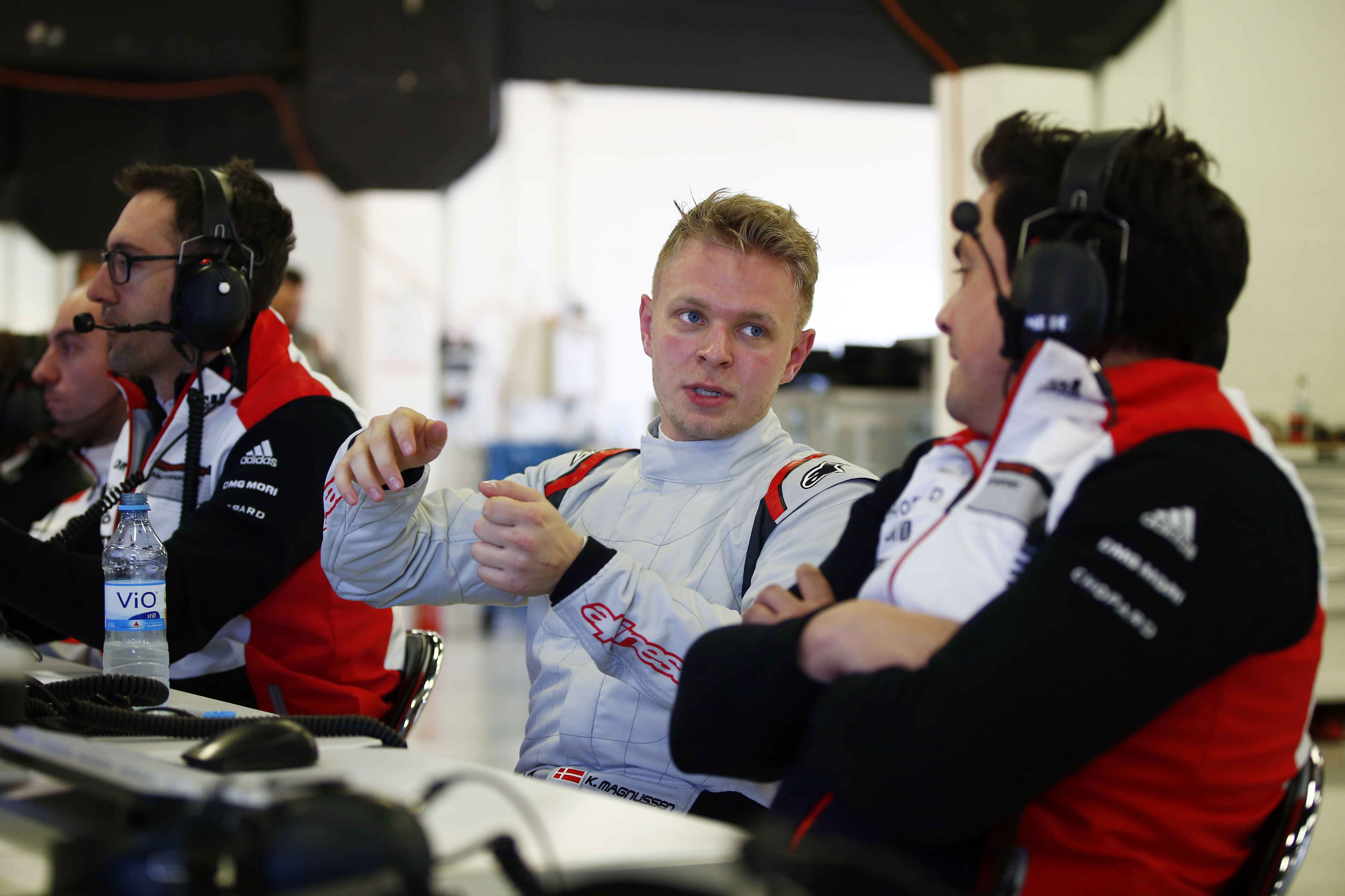 Porsche test young drivers in Spain