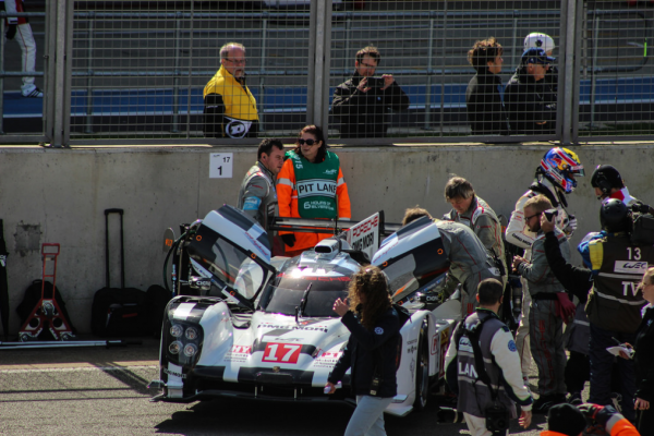 The eventual LMP1 Champion (17 Porsche) started on pole last year