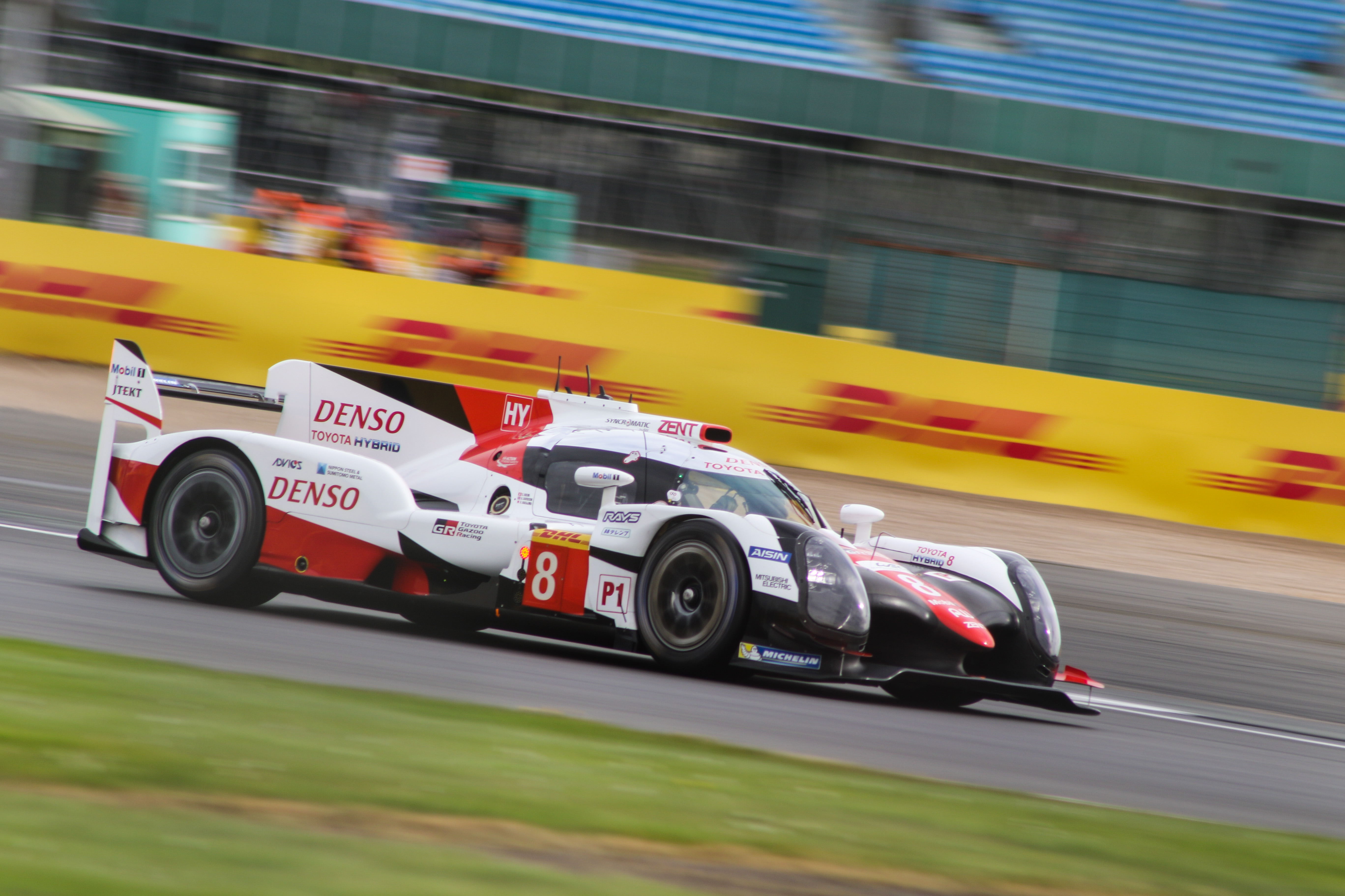 Toyota fastest again as Porsche close in