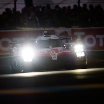 Toyota leads during the night in Le Mans