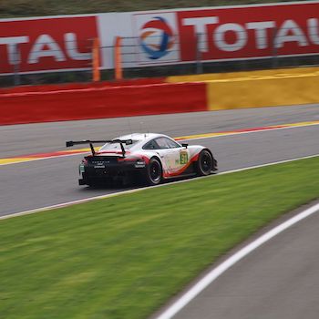 Toyota and Porsche with best times in FP3