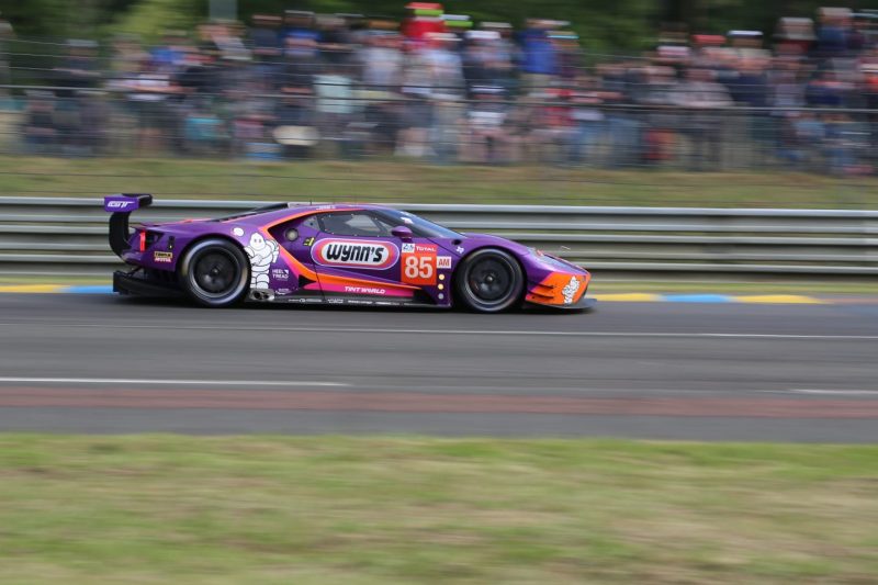 Le Mans 2019: '85 Ford GT leading GTE Am