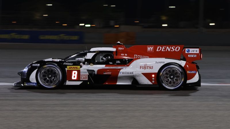 Hartley puts Toyota #8 on pole in Bahrain